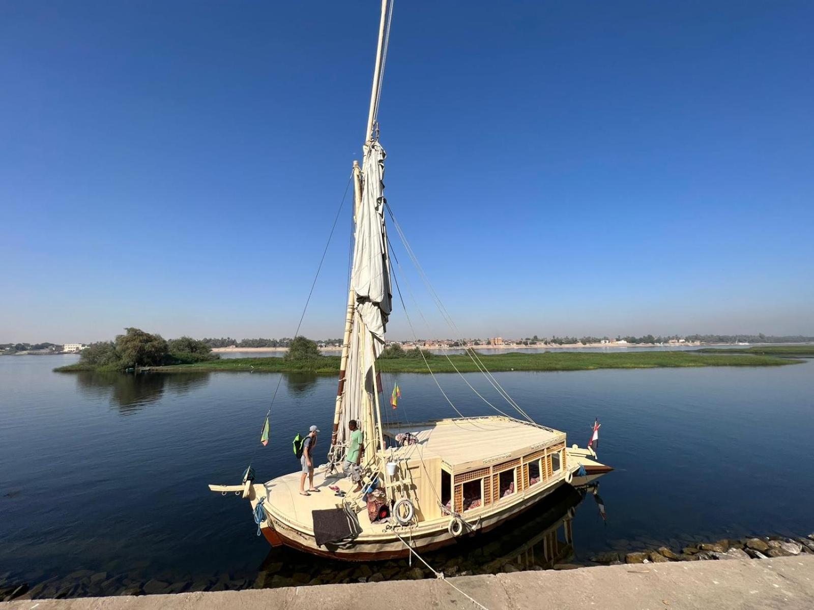 ホテル Nile Felucca Adventure アスワン エクステリア 写真