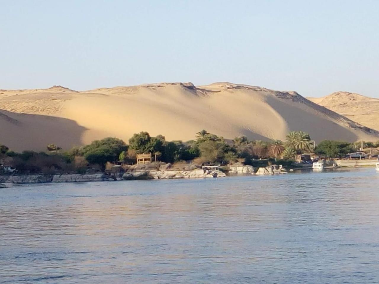 ホテル Nile Felucca Adventure アスワン エクステリア 写真